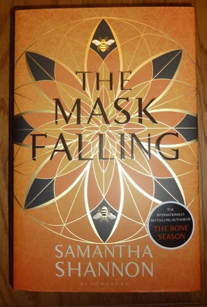 Shannon, Samantha - The Mask Falling (The Bone Season)