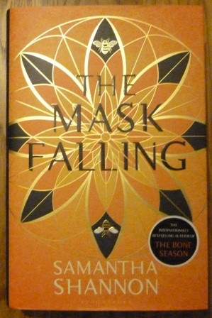 Shannon, Samantha - The Mask Falling (The Bone Season) (Signed Bookplate Edition)