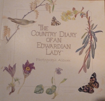  Edith Holden - The Country Diary of an Edwardian Lady (Photograph Album)