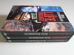Attenborough, David - The Life Trilogy - Three Volumes in Slipcase: Life on Earth, the Living Planet and the Trials of Life